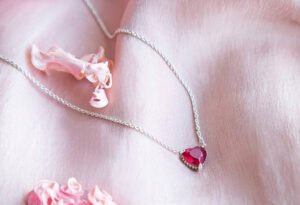 Collier romantique